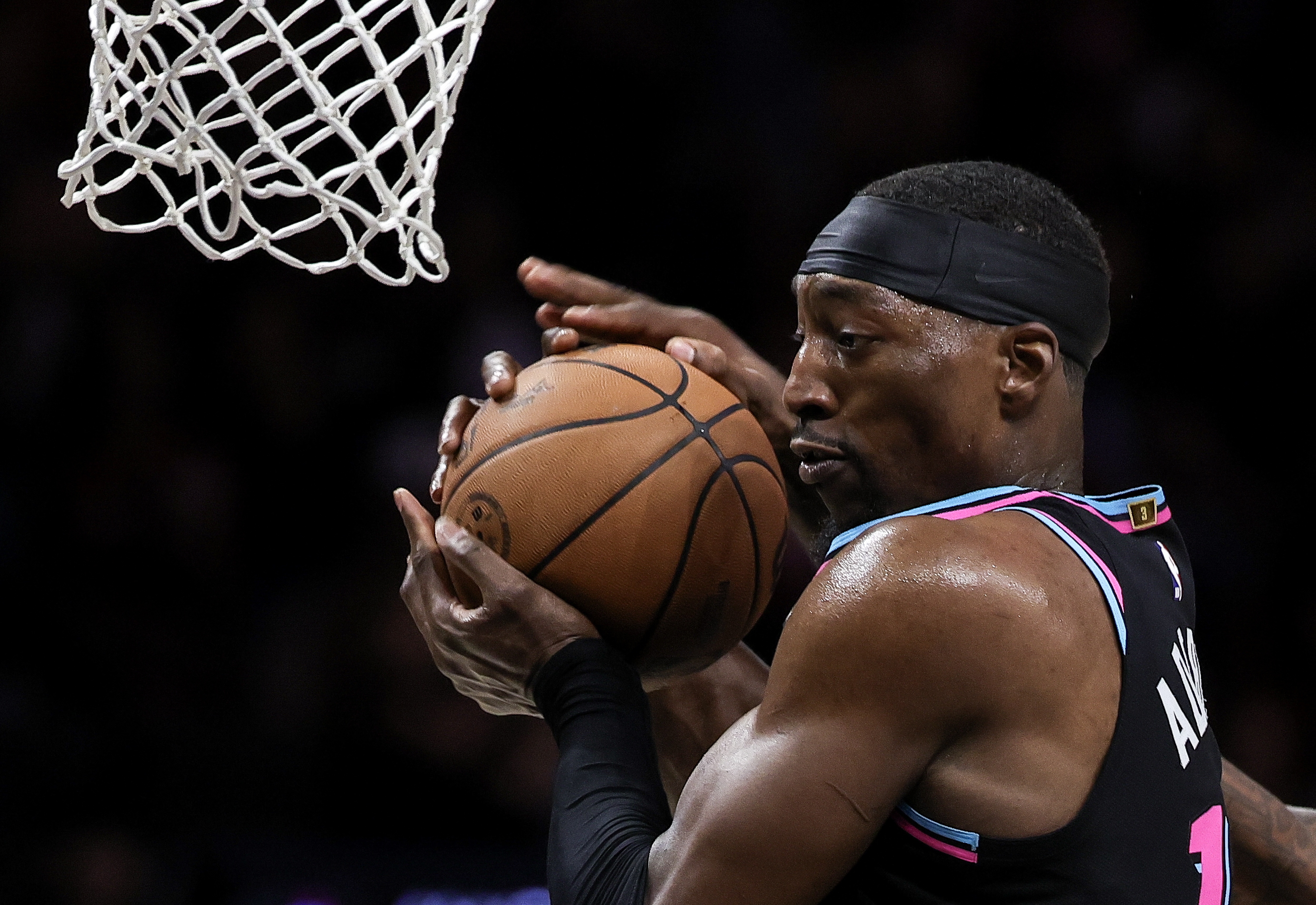 kaiyun体育-小米切尔：和阿德巴约韦尔搭档时 我可以更放心地去赌博式防守