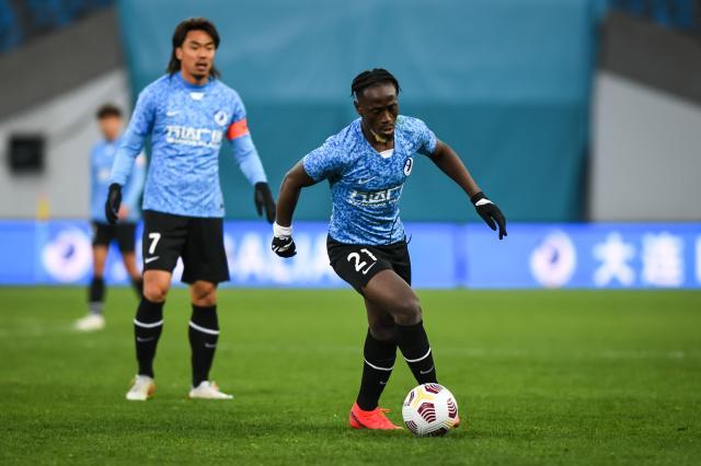 开云平台登录-轻敌？大连人全华班首发葬送3分 半场纠错难改局势