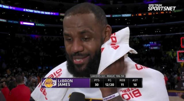 kaiyun体育-30+三双统治第三节 准37詹姆斯依然具备MVP水准